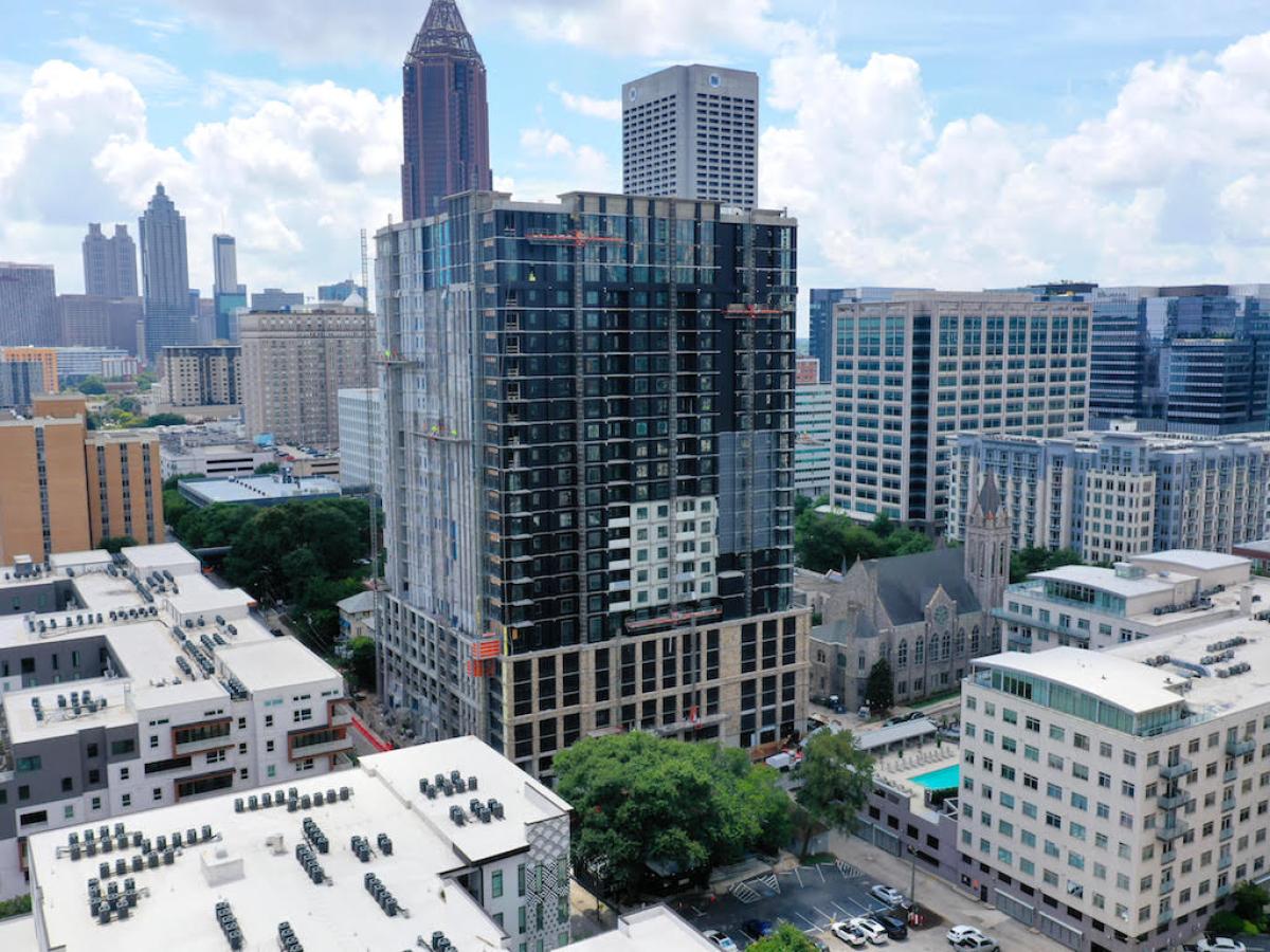 トロールビーズ　グリーンジェイドとアムステルダムタウンハウス All aboard for a Midtown aerial construction tour, summer